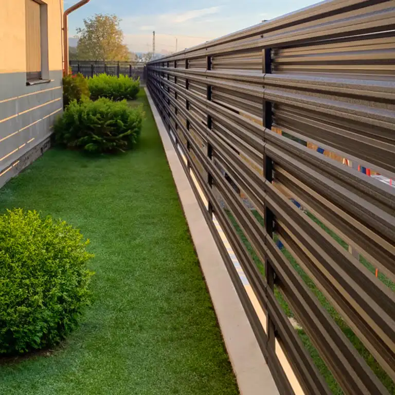 Simetrica | Сиво - кафяво RAL 8019