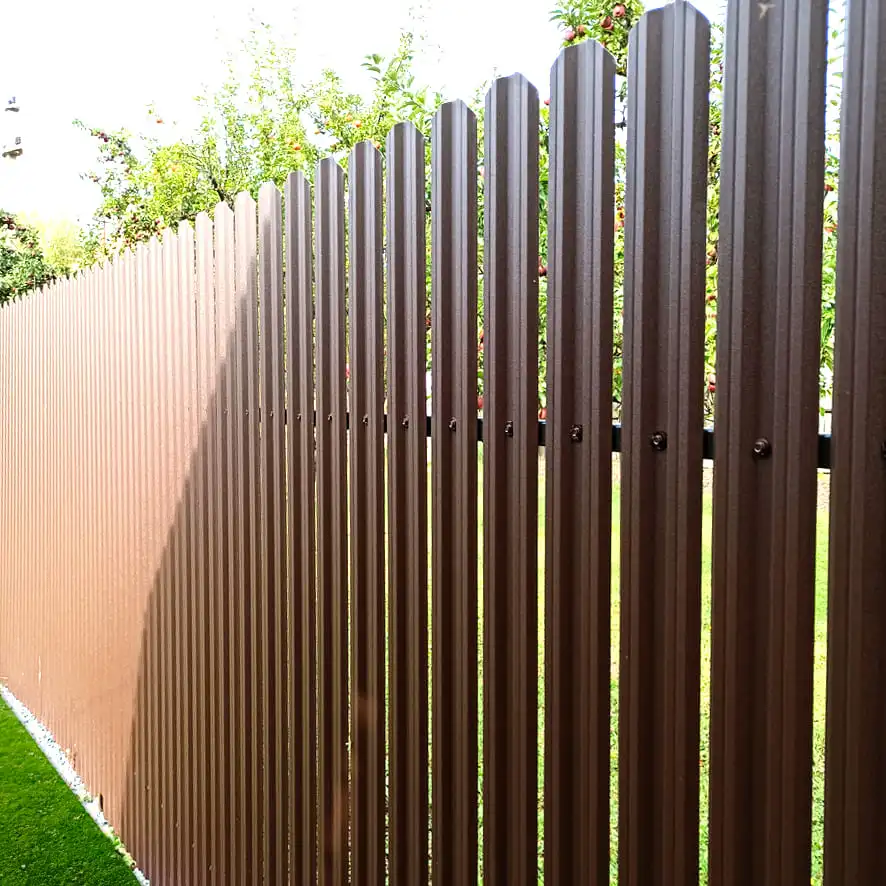 Tisa | Шоколадово кафяво RAL 8017